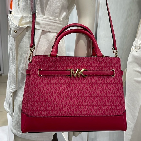 MICHAEL KORS
Reed Large Graphic Logo Belted Satchel
Electric Pink
NWT - Picture 3 of 16